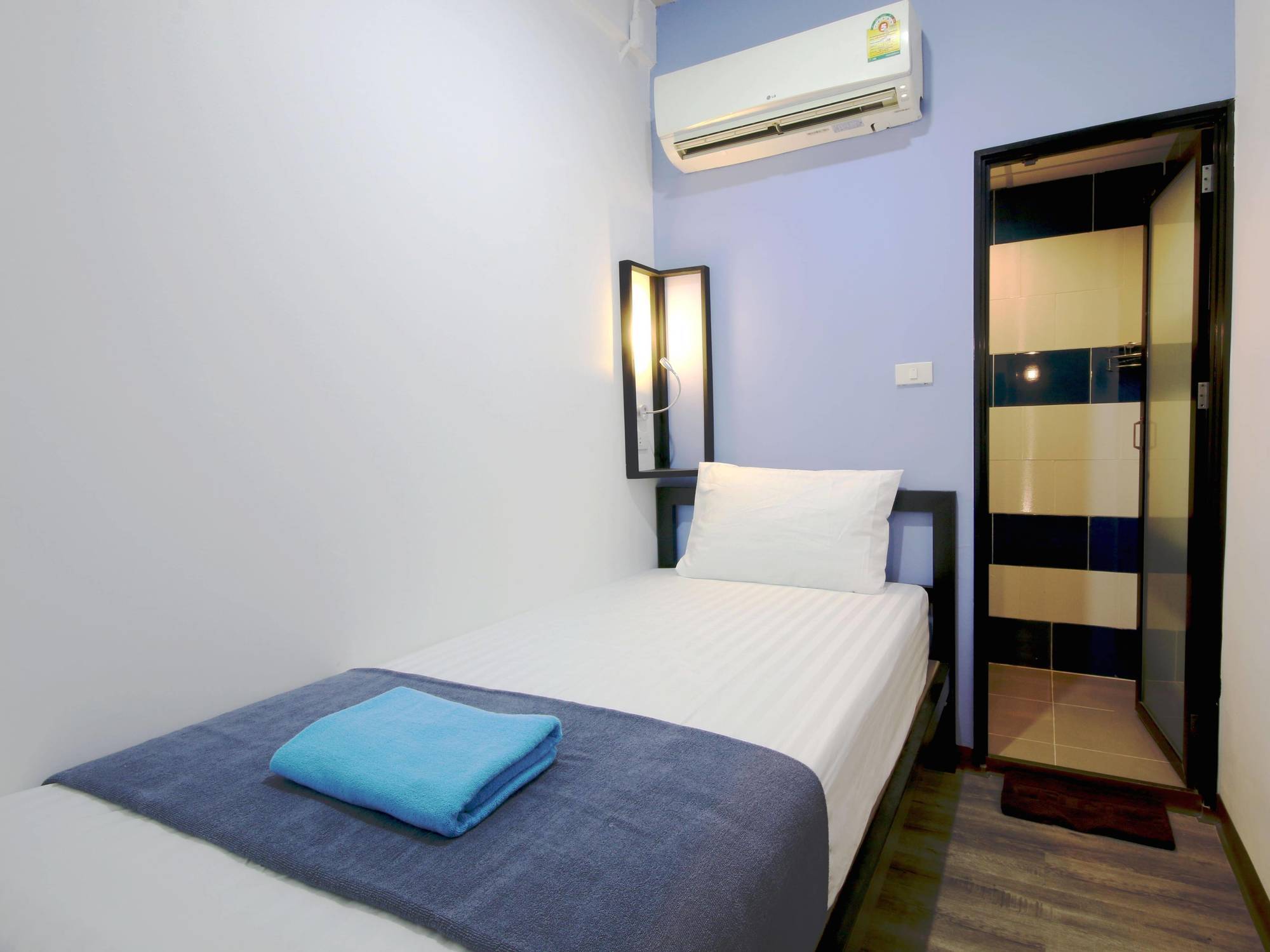 The Pillow Hostel Khaosan Бангкок Екстер'єр фото
